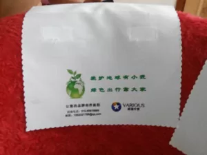 高铁座椅广告激光如何解决